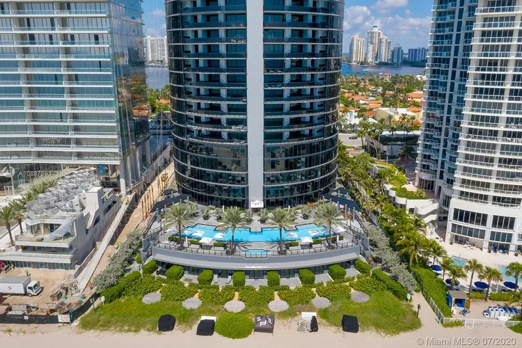 Porsche Design Tower #5205 image #35