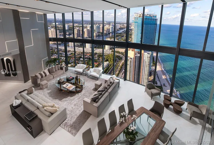 Porsche Design Tower #5205 image #9