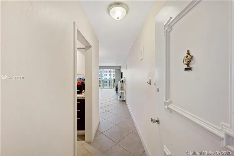 Parker Tower #1609 image #25