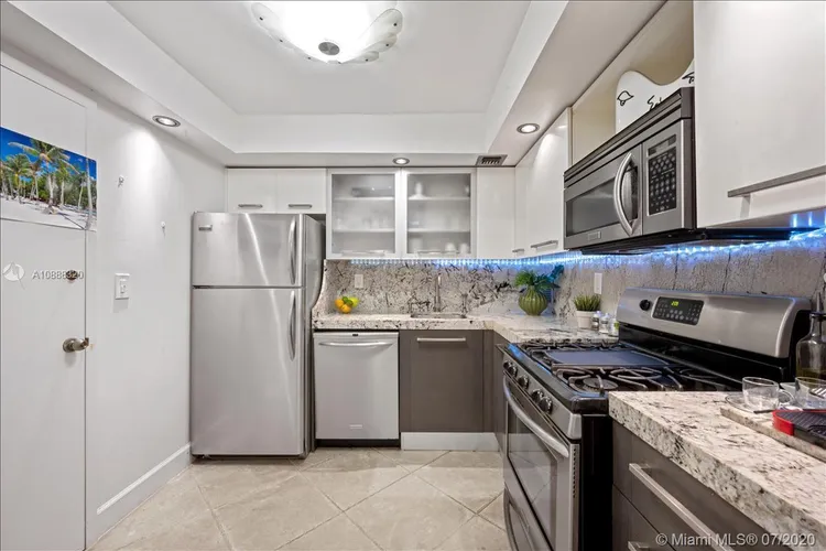 Parker Tower #1609 image #29