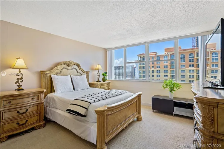 Parker Tower #1609 image #32