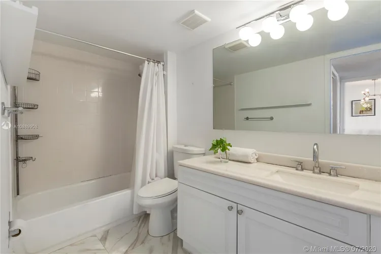 Palm Bay Yacht Club #PH-8 image #6