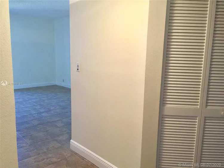 Brickell Key I #A1210 image #13