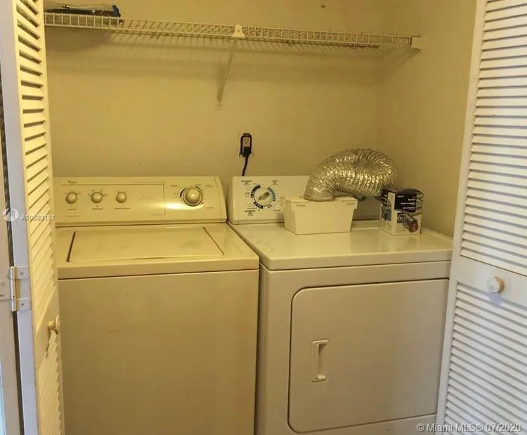 Brickell Key I #A1210 image #6