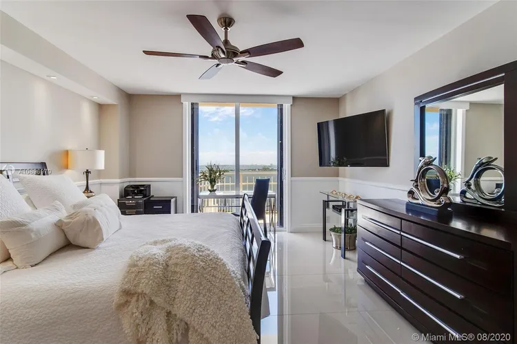 Towers of Quayside Condo #4 #TS12 image #37