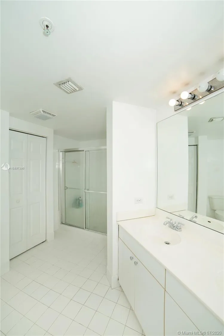 Porto Bellagio #1210 image #20