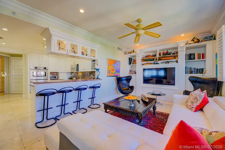 Padua Condo Deering Bay #284 image #14