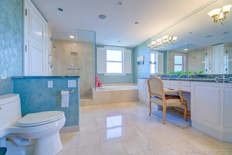 Padua Condo Deering Bay #284 image #24