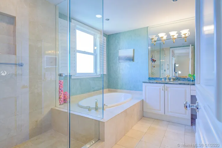 Padua Condo Deering Bay #284 image #25