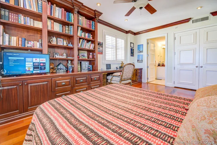 Padua Condo Deering Bay #284 image #33