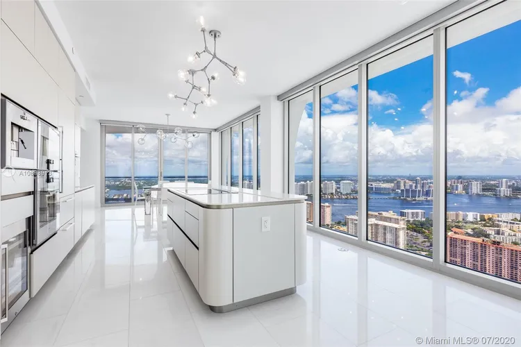 Jade Signature #4905 image #7