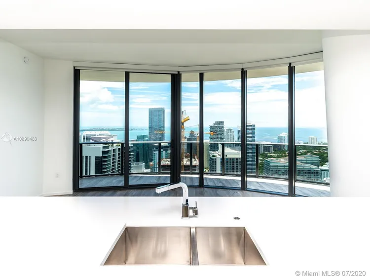 SLS Lux Brickell #5501 image #17