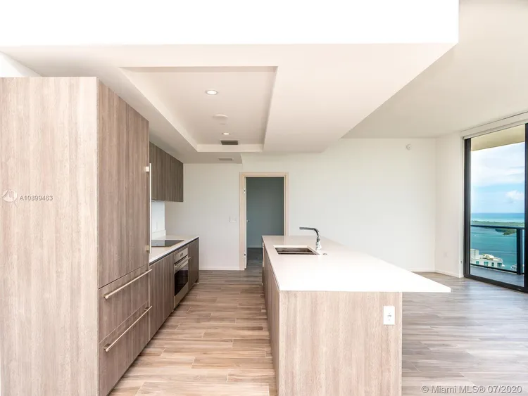 SLS Lux Brickell #5501 image #18