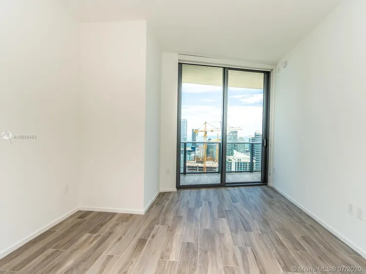 SLS Lux Brickell #5501 image #32