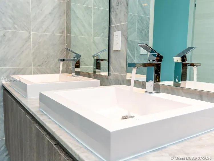 SLS Lux Brickell #5501 image #33