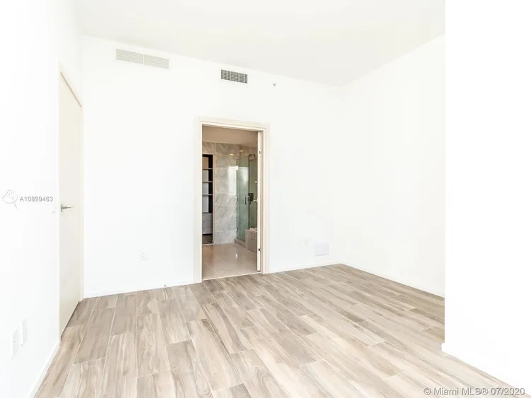 SLS Lux Brickell #5501 image #34