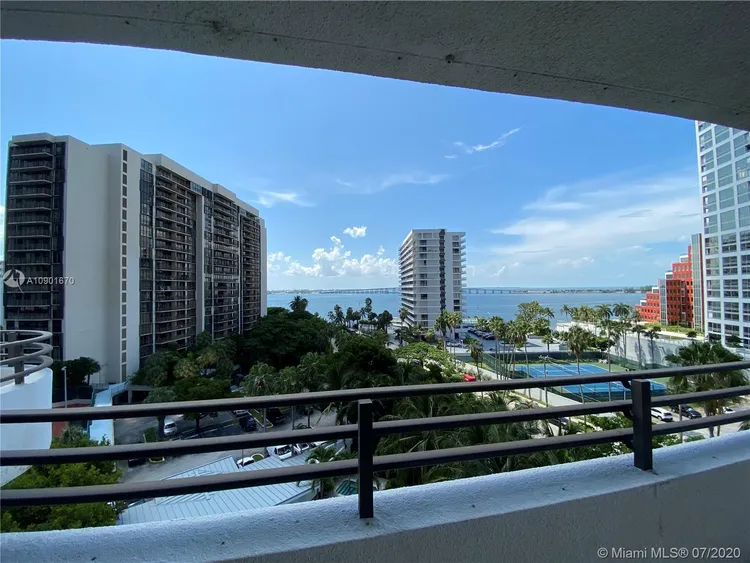 Brickell East #801 image #16