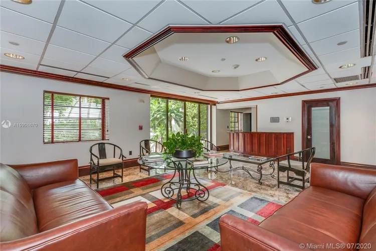 Brickell East #801 image #23