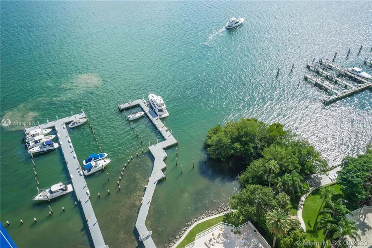 Villa Regina Condo #706 image #29