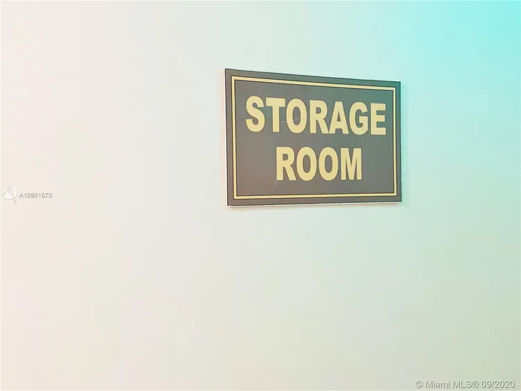 Villa Regina Condo #706 image #48