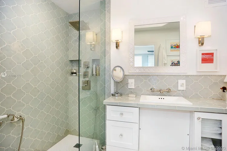 David William #910 image #14