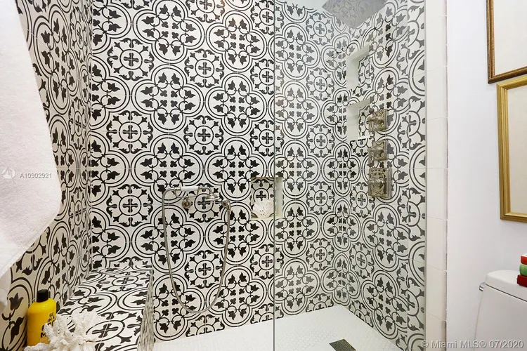 David William #910 image #17