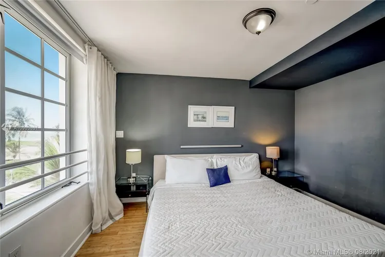 Carlyle Condo Hotel #4B image #12