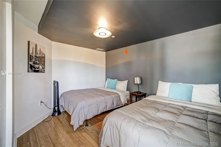 Carlyle Condo Hotel #4B image #17