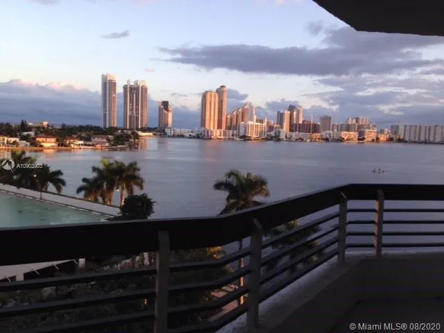 Mystic Pointe 300 #816 image #15