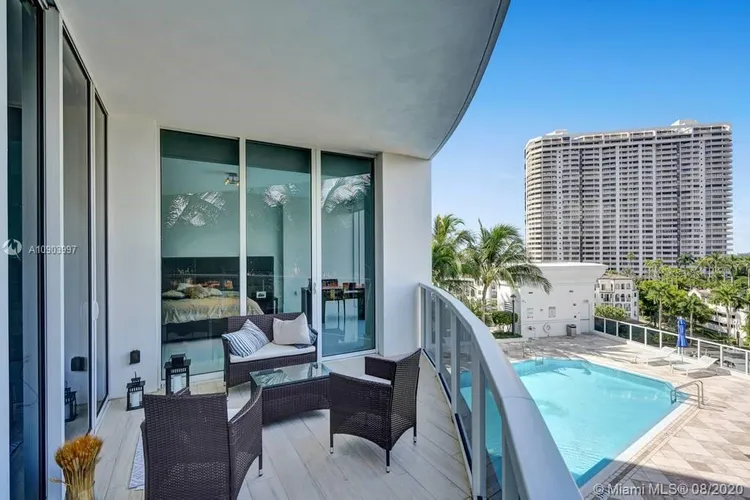Bellini Williams Island #703 image #28