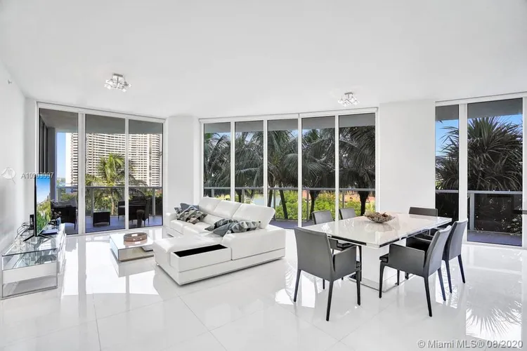 Bellini Williams Island #703 image #8