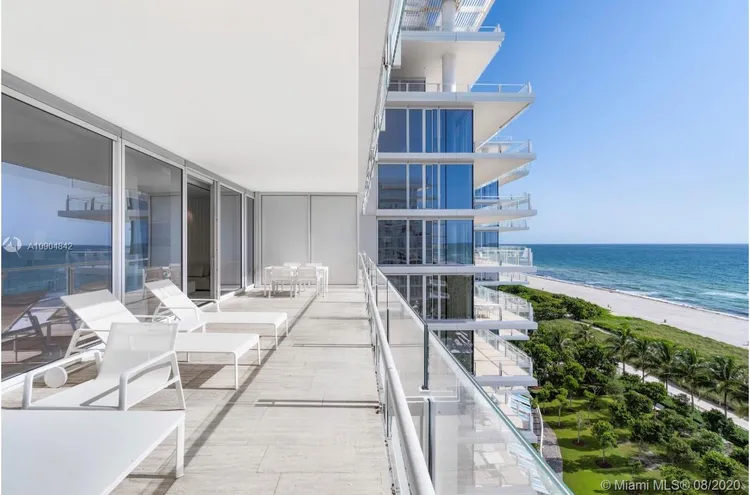 The Surf Club Four Seasons Hotel And Residences #N-811 image #18