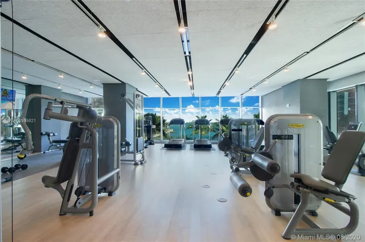 Icon Bay #1002 image #14