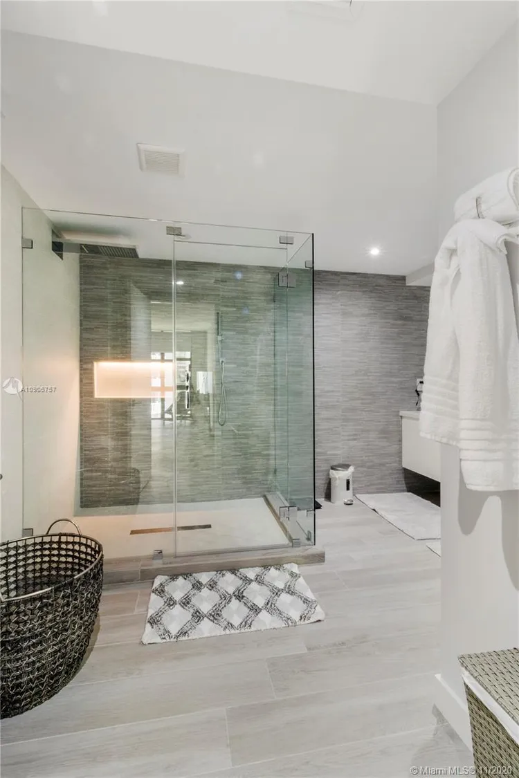 Towers of Key Biscayne #A602 image #24