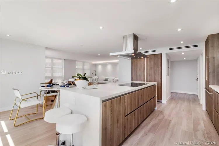 Towers of Key Biscayne #A602 image #9