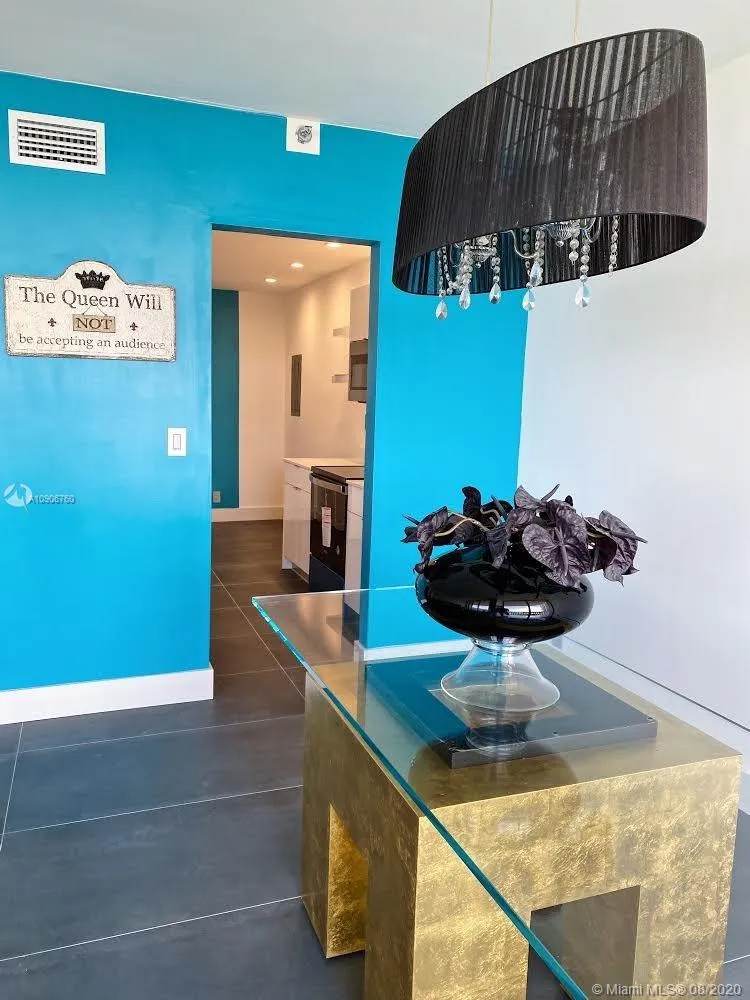 Turnberry Towers #7C image #11