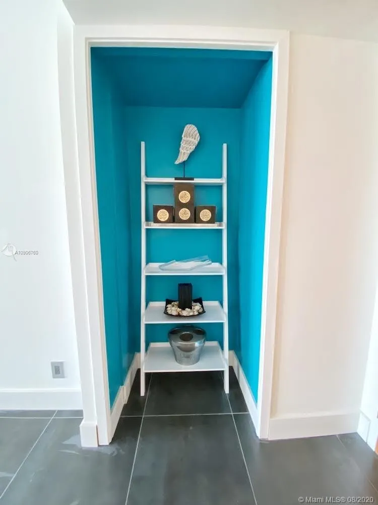 Turnberry Towers #7C image #13