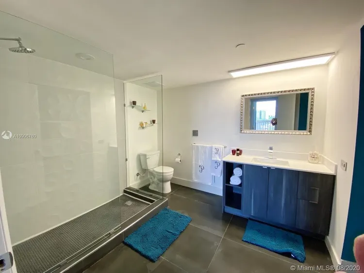 Turnberry Towers #7C image #22