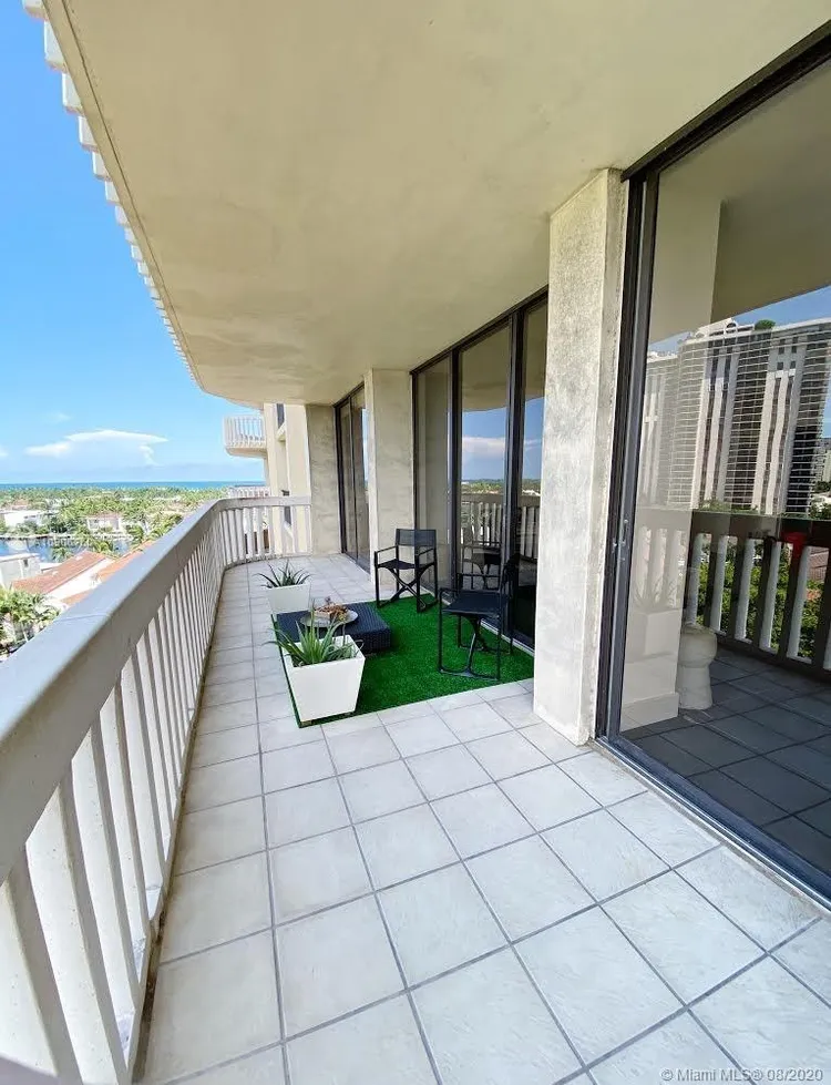 Turnberry Towers #7C image #30