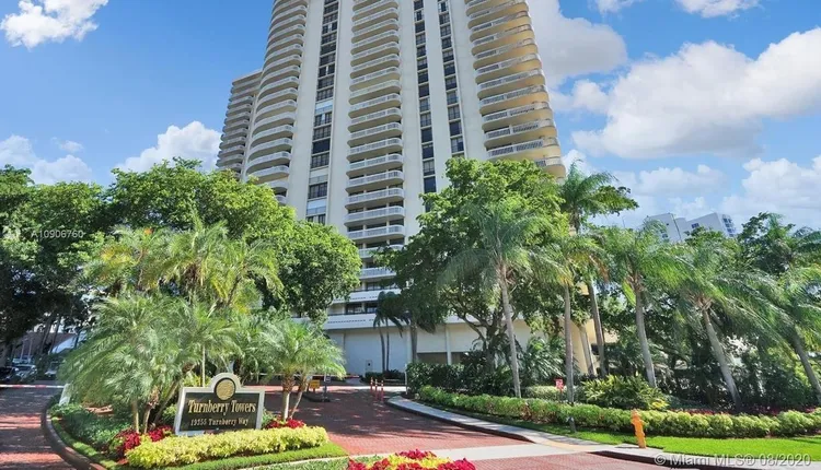 Turnberry Towers #7C image #38