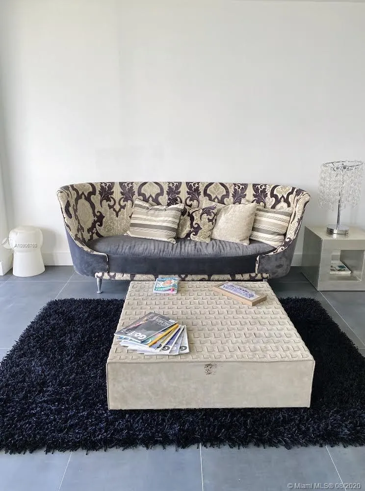 Turnberry Towers #7C image #7