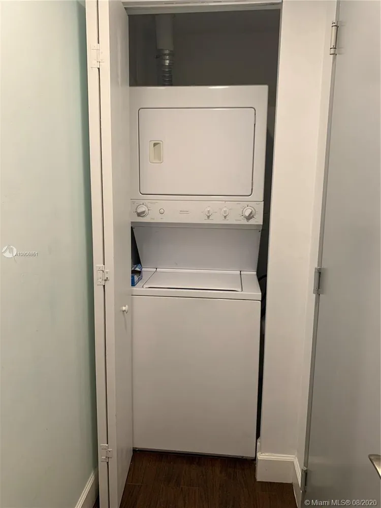 Midtown Lofts #505 image #14