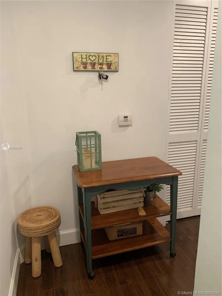 Midtown Lofts #505 image #6