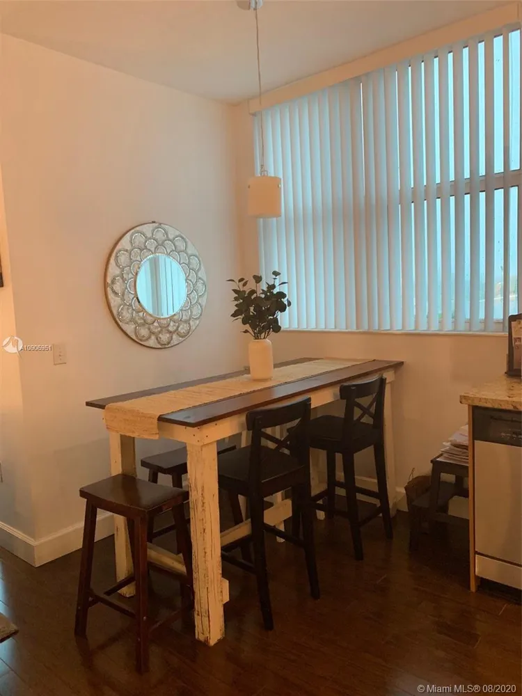 Midtown Lofts #505 image #7