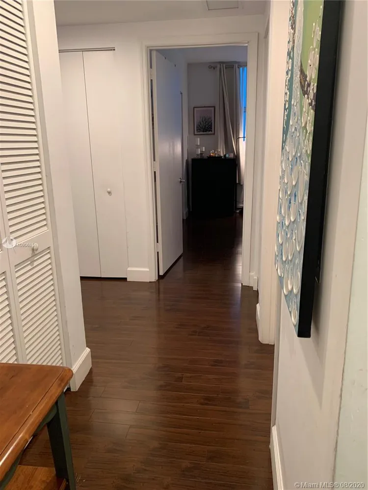 Midtown Lofts #505 image #9