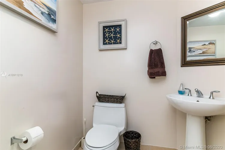 La Perla #3401 image #13