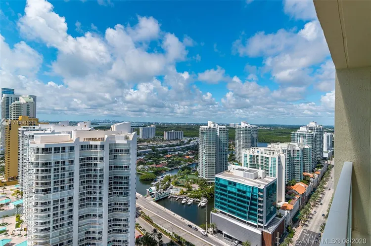 La Perla #3401 image #15