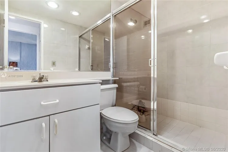 The Plaza of Bal Harbour #1117 image #11