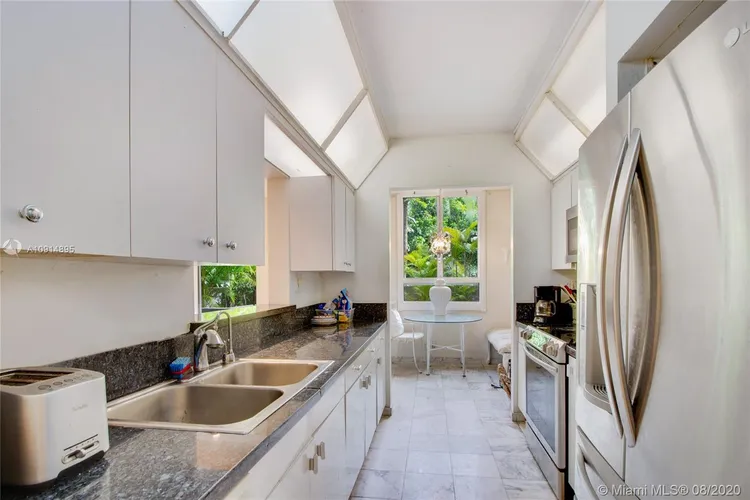 Key Colony IV Botanica #101 image #7