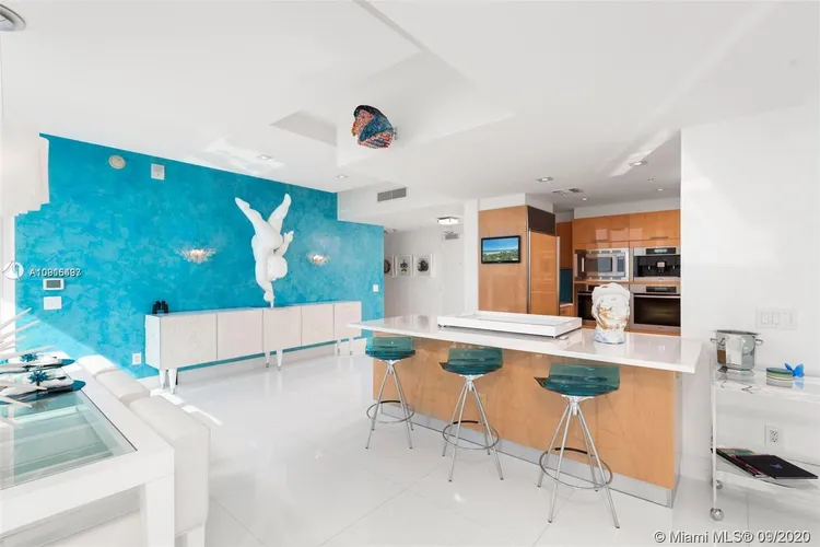 Carillon Condo North Tower #2308 image #14